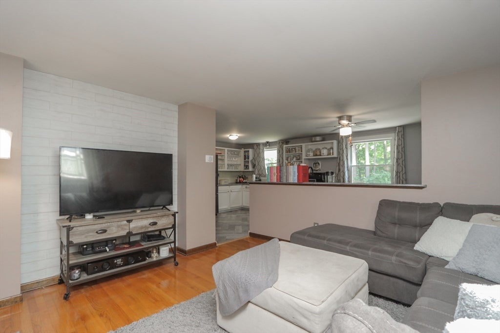 41 Rosedale Ave, Springfield, MA, 41 Rosedale Ave, Springfield, MA Photo #8