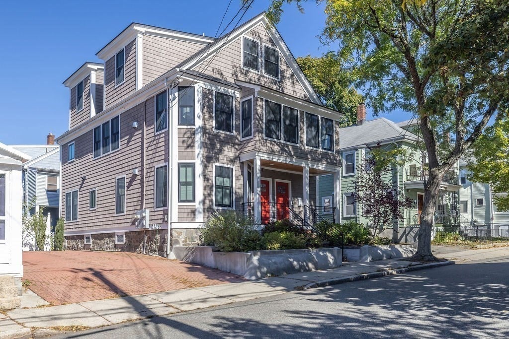 65-67 Victoria St #65, Somerville, MA Photo #23