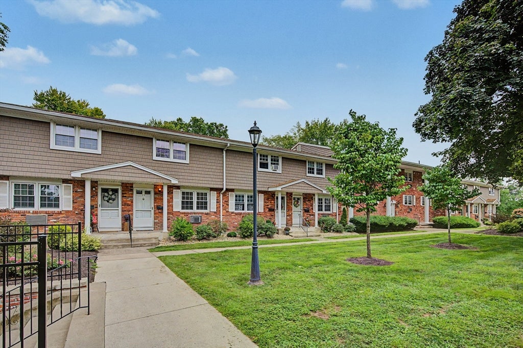 418 Meadow Street #F-2, Agawam, MA Photo #22