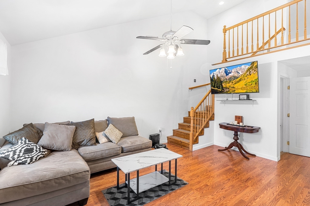 315 Broadway Rd 7