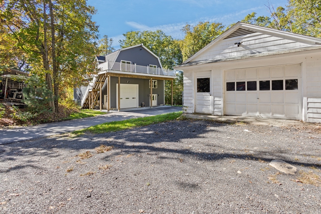 98 Minebrook Rd