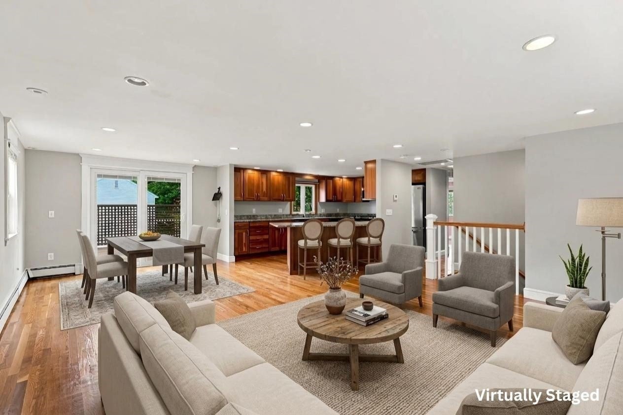 4 Groveland Road, Melrose, MA Photo #6