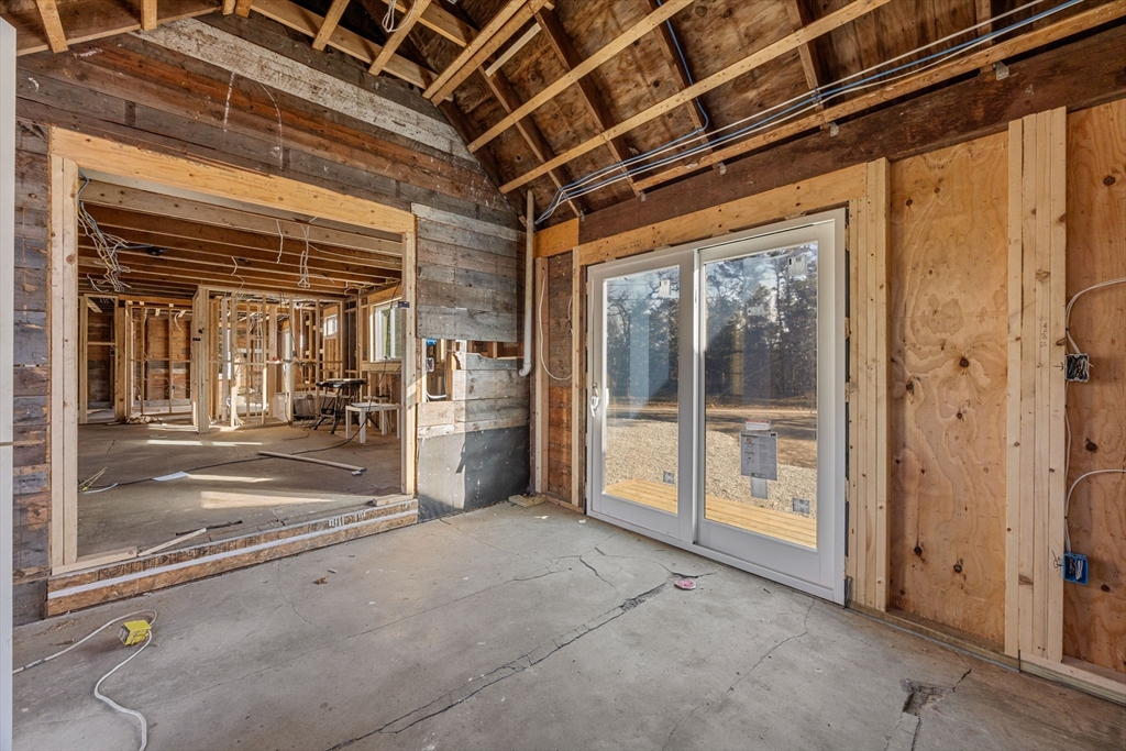 Harwich, Massachusetts 02645, United States, 3 Bedrooms Bedrooms, ,2 BathroomsBathrooms,Residential,Active,240550