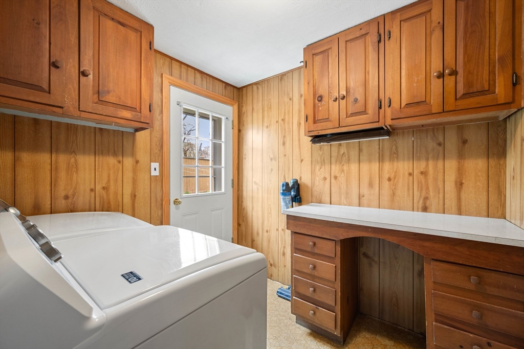15 Waterman Rd, Auburn, MA Photo #21