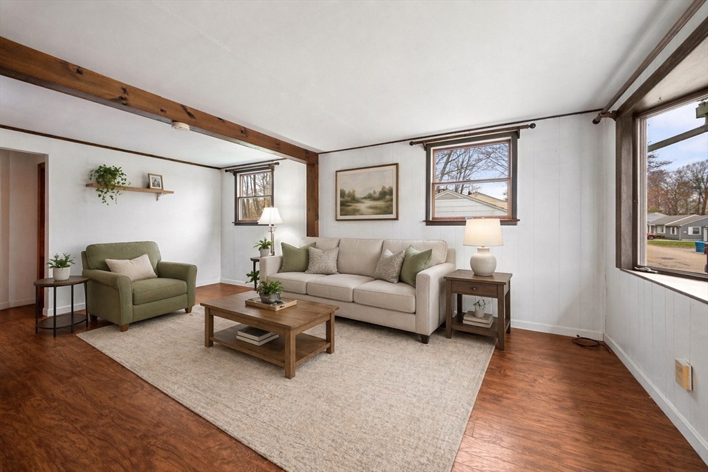 15 Waterman Rd, Auburn, MA Photo #15