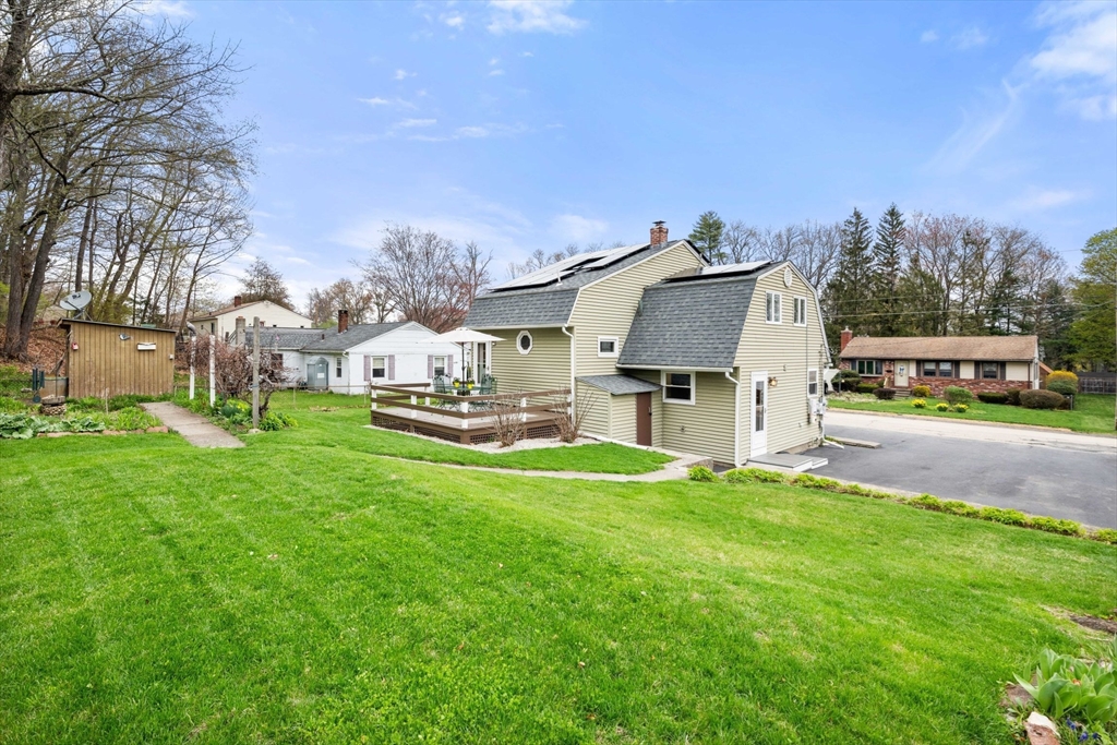 15 Waterman Rd, Auburn, MA Photo #4