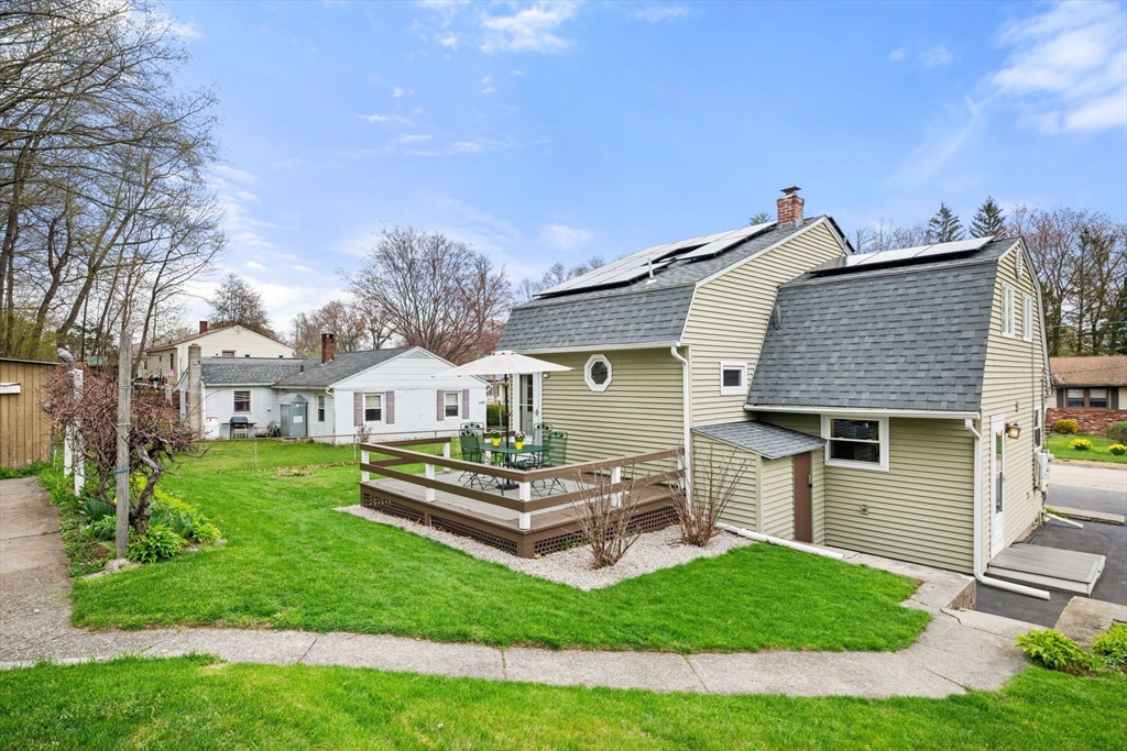 15 Waterman Rd, Auburn, MA Photo #5