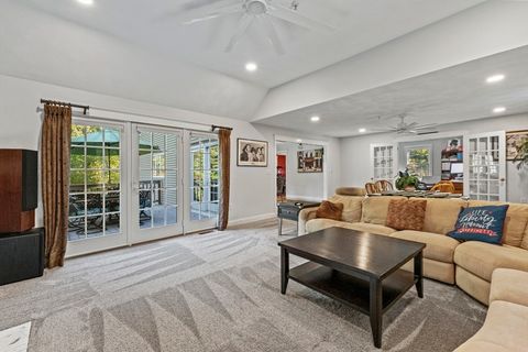 170 E Richardson Rd Dracut MA 01826