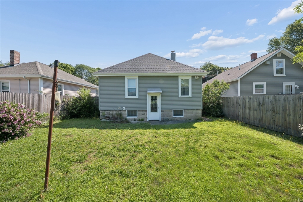 256 Green St, Fairhaven, MA Photo #22