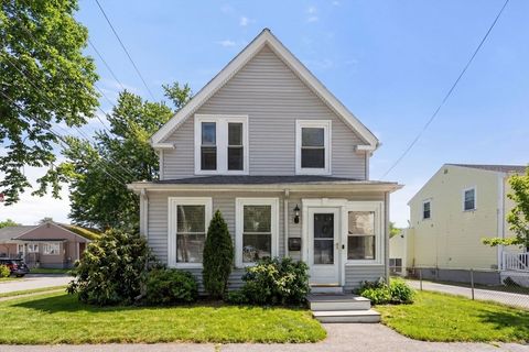Photo of 62 Maple St, Melrose, MA 02176 (MLS # 73483402)