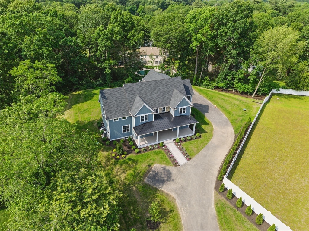 4 Chatham Ln