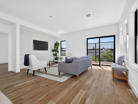 192 Washington Street C Somerville MA 02143