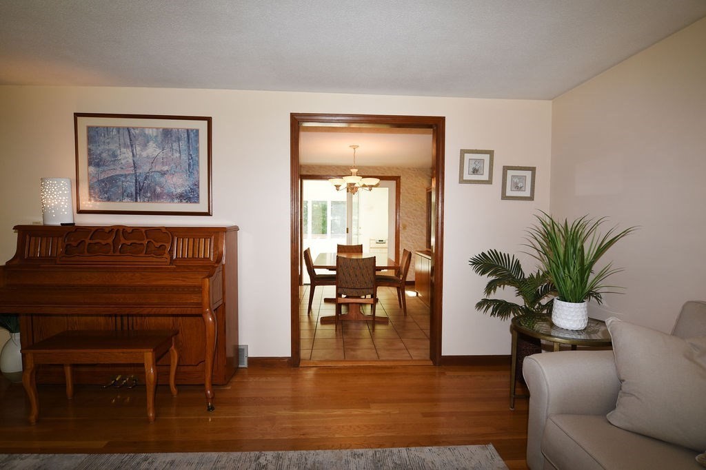 212 Spruce Way