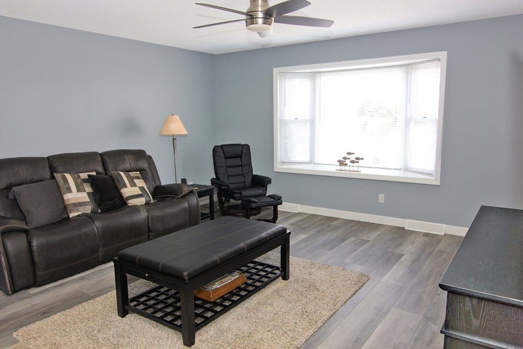 200 Lambert Ter #62, Chicopee, MA, 200 Lambert Ter #62, Chicopee, MA Photo #4