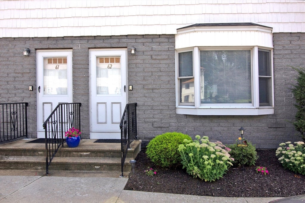 200 Lambert Ter #62, Chicopee, MA, 200 Lambert Ter #62, Chicopee, MA Photo #2