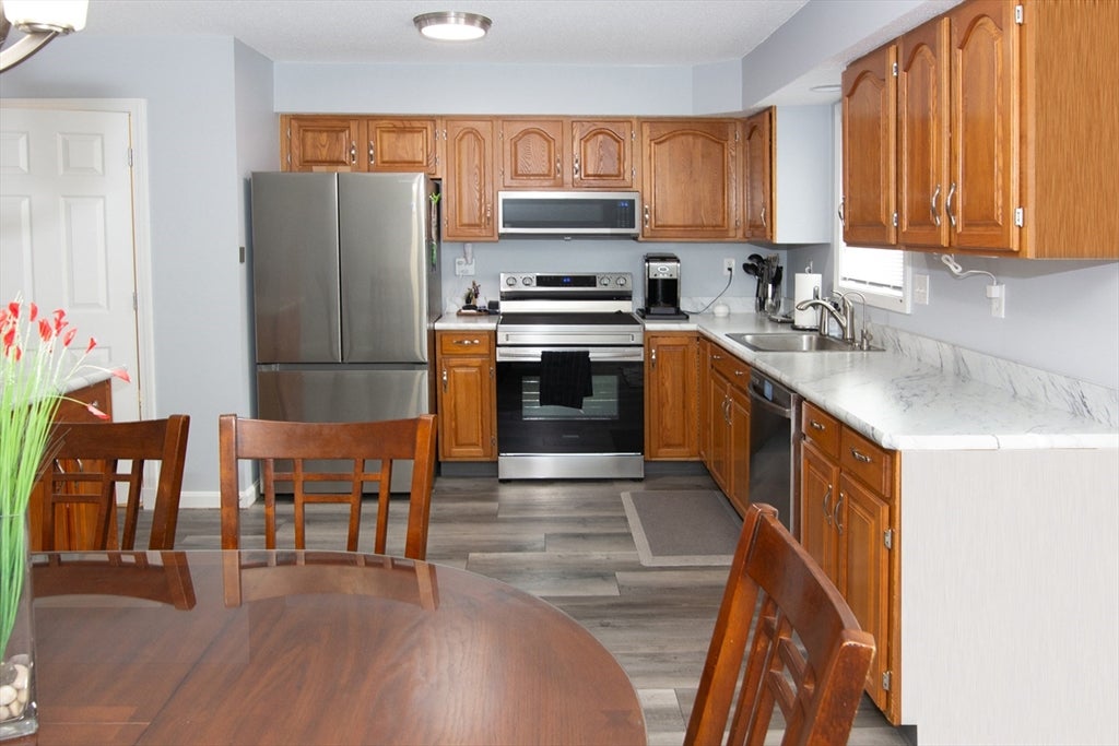 200 Lambert Ter #62, Chicopee, MA, 200 Lambert Ter #62, Chicopee, MA Photo #9