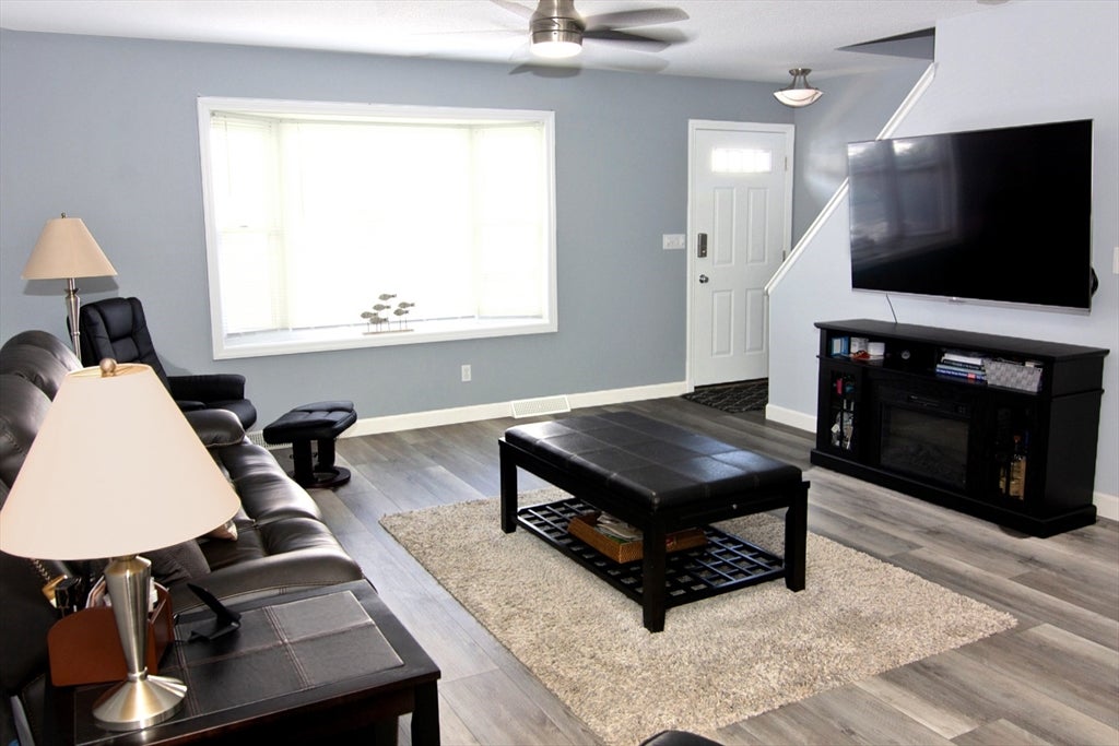 200 Lambert Ter #62, Chicopee, MA, 200 Lambert Ter #62, Chicopee, MA Photo #5