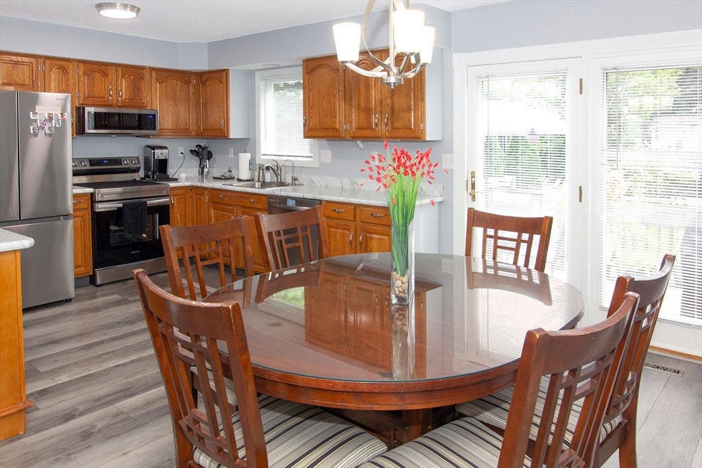 200 Lambert Ter #62, Chicopee, MA, 200 Lambert Ter #62, Chicopee, MA Photo #8
