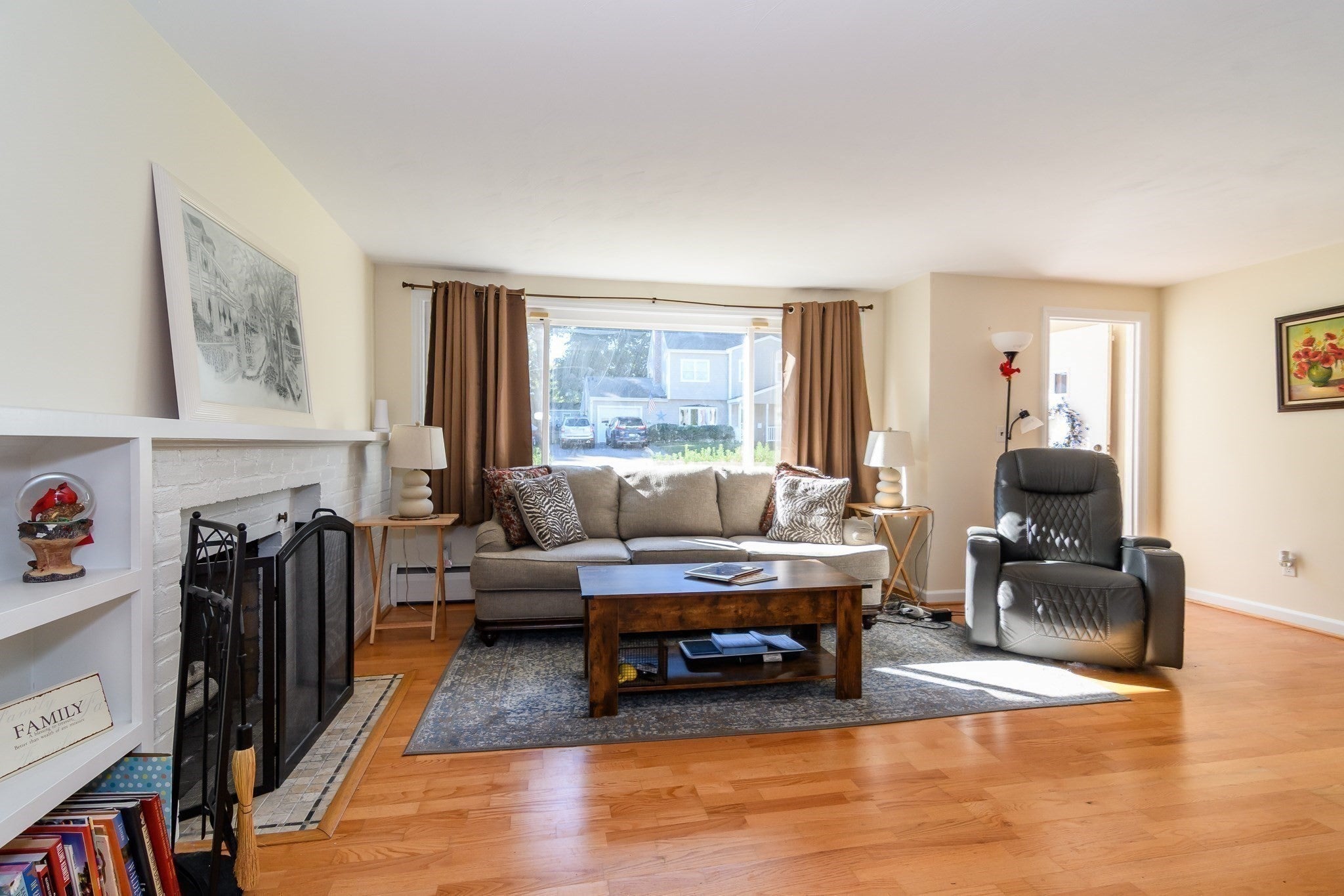 11 Spring Valley Rd