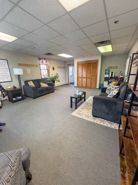 241 Main St L