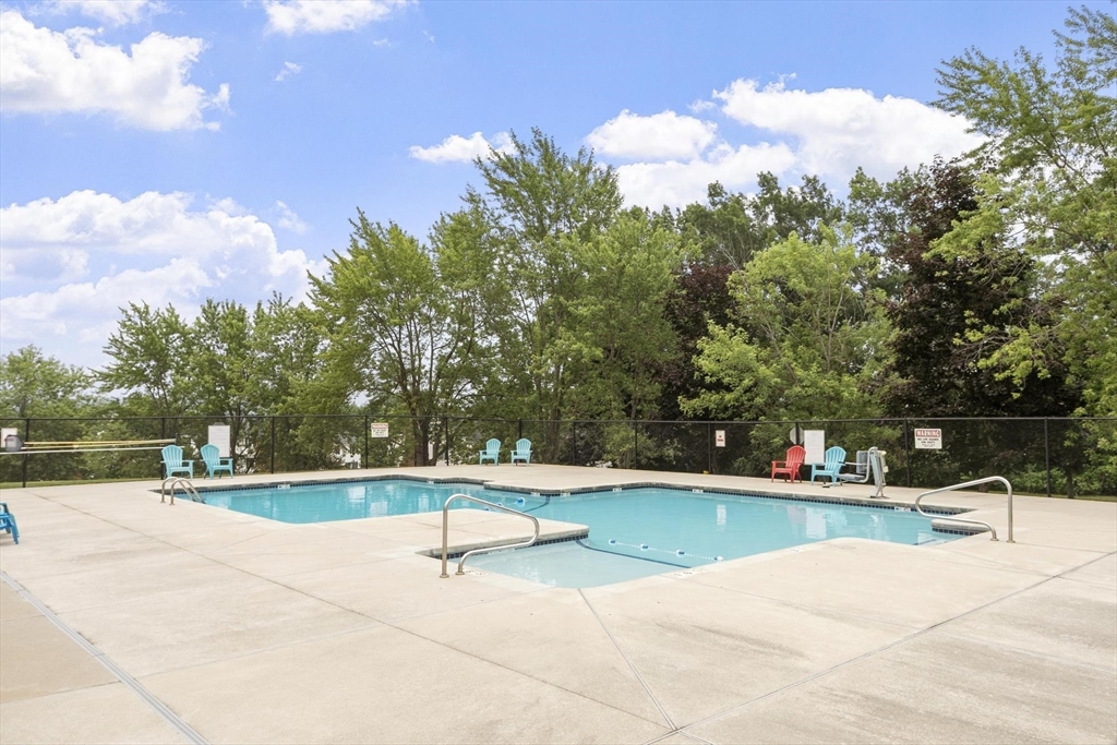 45 Christopher Dr 146