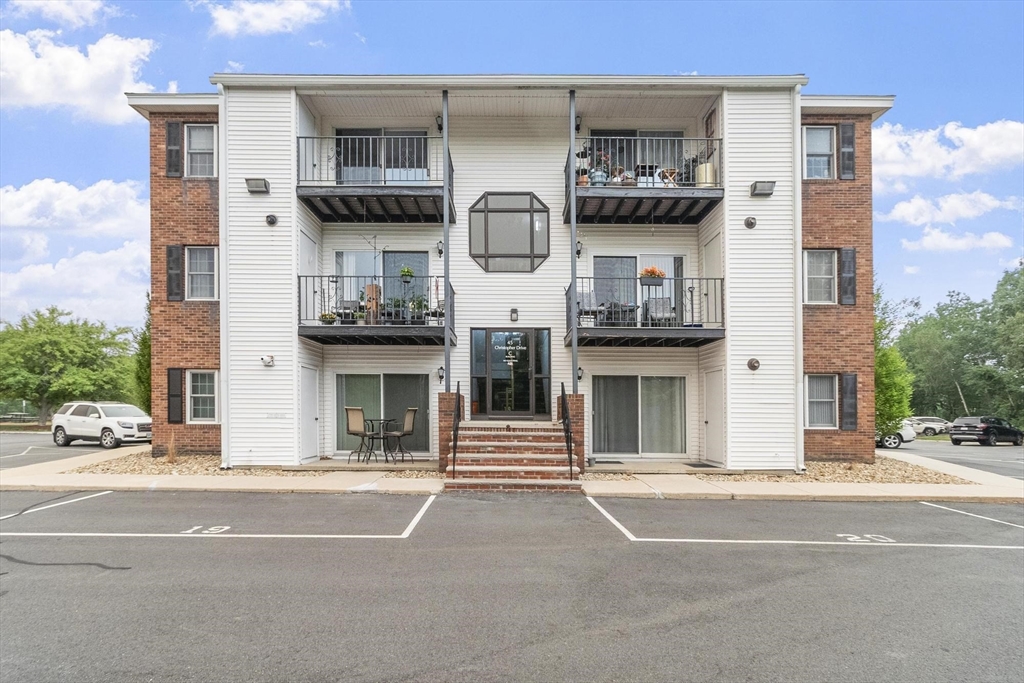 45 Christopher Dr 146