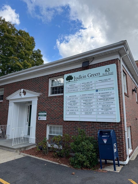 Photo of 63 Shore Rd #12, Winchester, MA 01890 (MLS # 73582003)