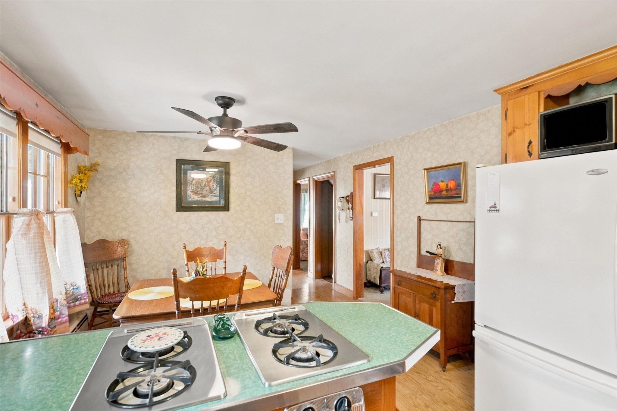 61 Clayton Ave, Methuen, MA, 61 Clayton Ave, Methuen, MA Photo #9