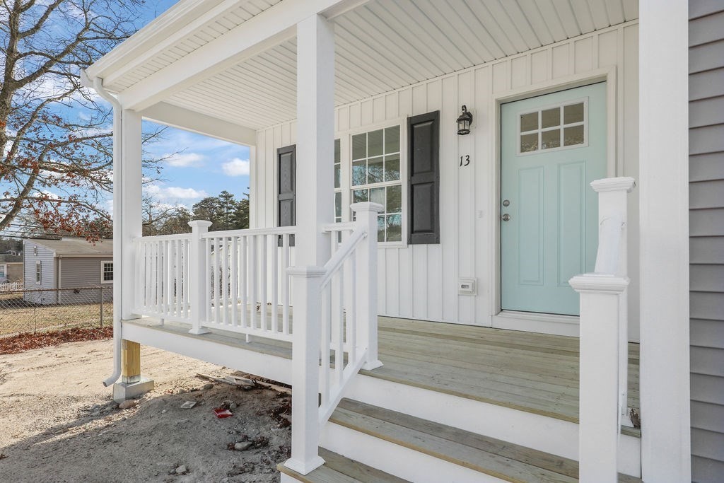 81 Maple Springs Rd