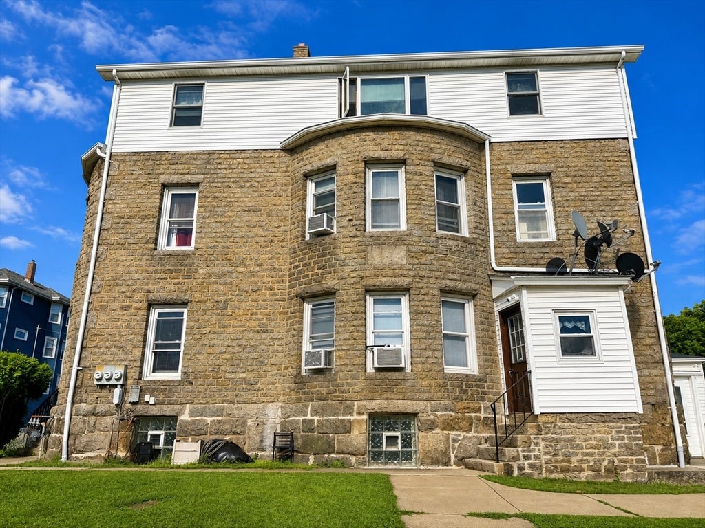 45 Beauregard St