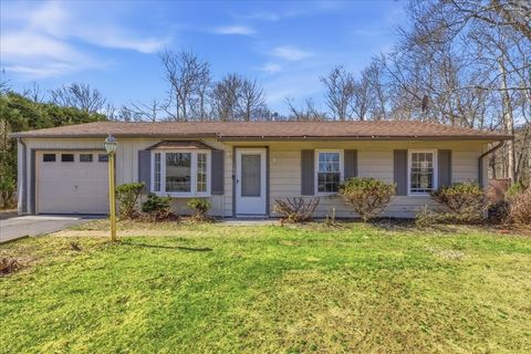 184 Joyce Ter Whitman MA 02382