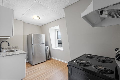 Photo of 90 Appleton St #18, Lowell, MA 01852 (MLS # 73587217)