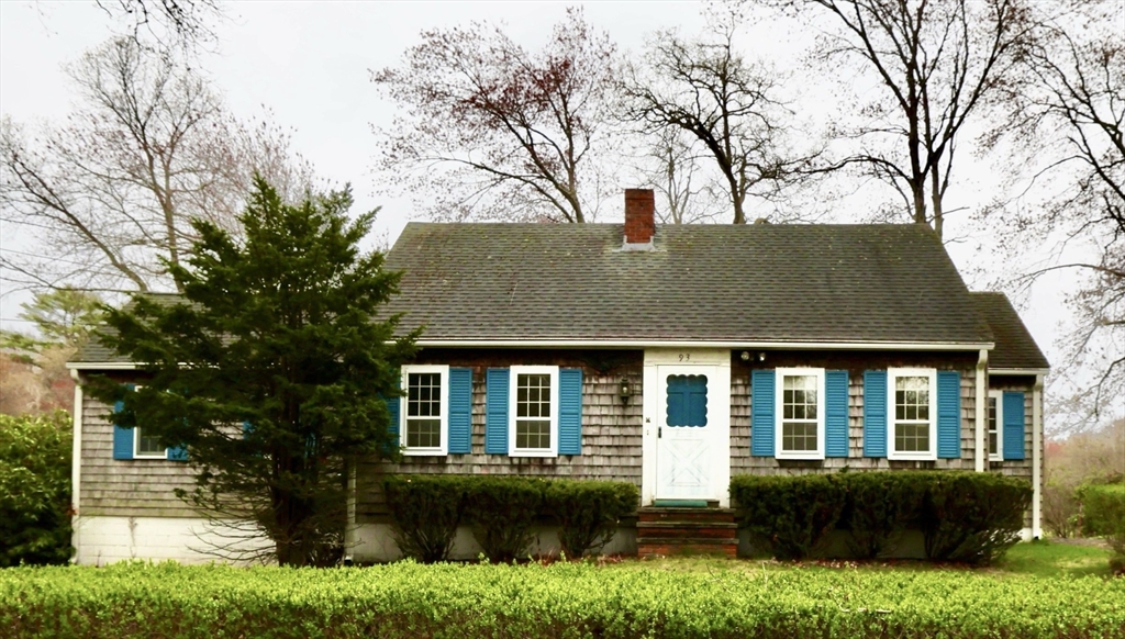 93 Ferry Rd