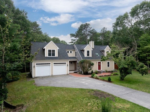 Photo of 185 Bournehurst Drive, Plymouth, MA 02360 (MLS # 73554422)