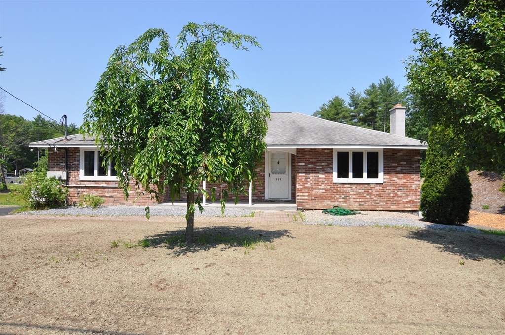 107 Warren Rd