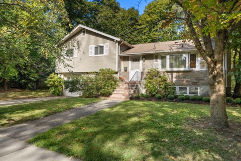 174 Middlesex Road Brookline MA 02467