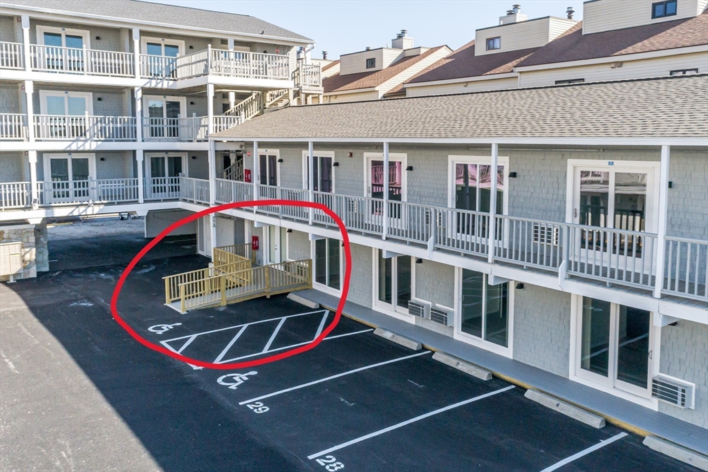 449 Ocean Boulevard 112