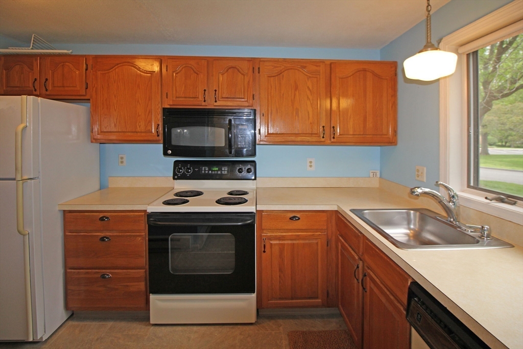 575 Bridge Road 11-2