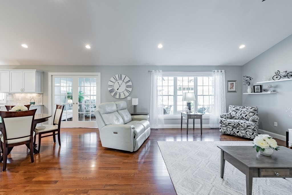 308 Miller St. 78