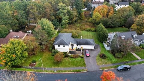 Photo of 98 Lilah Ln, Reading, MA 01867 (MLS # 73444201)