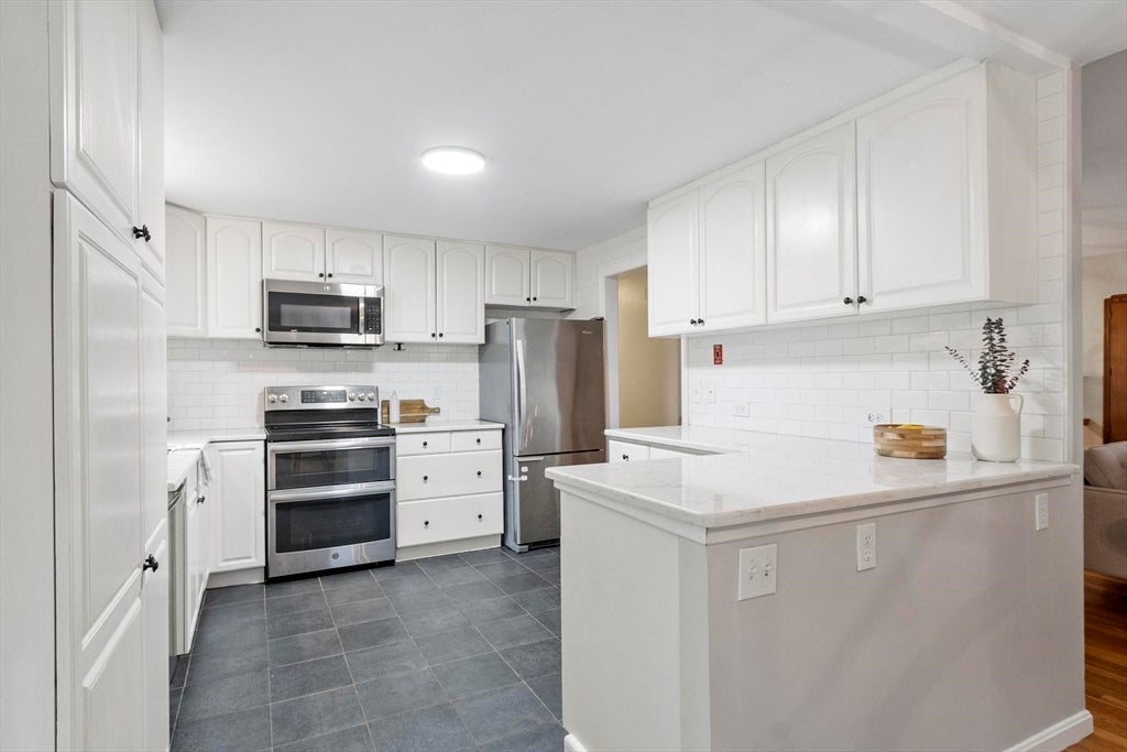 597 Old Dunstable Rd, Groton, MA, 597 Old Dunstable Rd, Groton, MA Photo #6