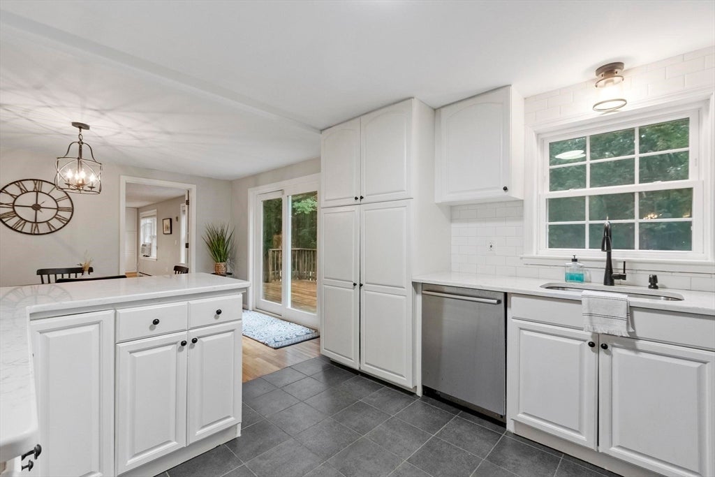597 Old Dunstable Rd, Groton, MA, 597 Old Dunstable Rd, Groton, MA Photo #7