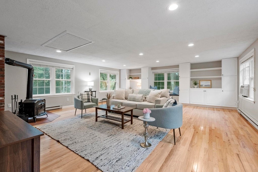 597 Old Dunstable Rd, Groton, MA, 597 Old Dunstable Rd, Groton, MA Photo #9