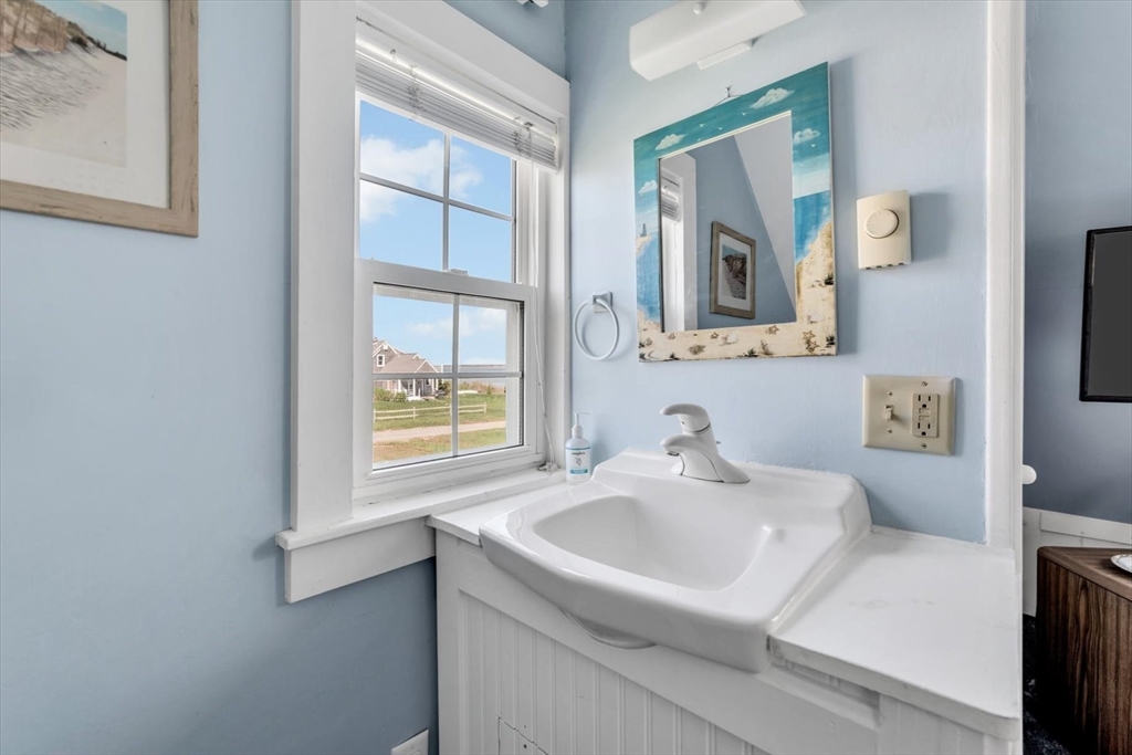 12 Vanduzer Rd #8, Barnstable, MA Photo #21