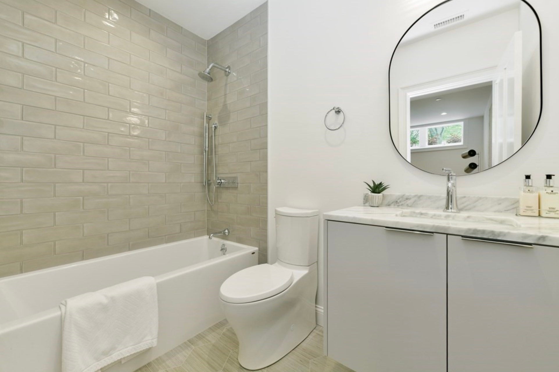 15 Pleasant St #1, Cambridge, MA Photo #17