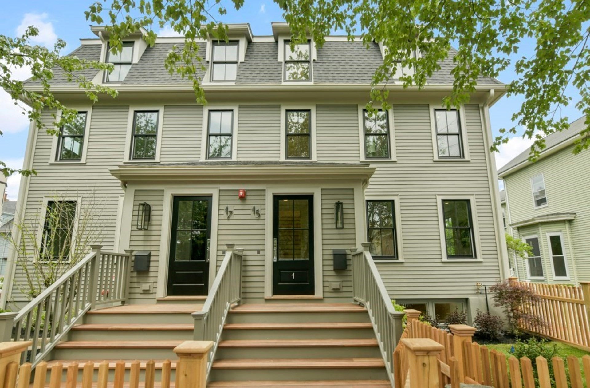 15 Pleasant St #1, Cambridge, MA Photo #1