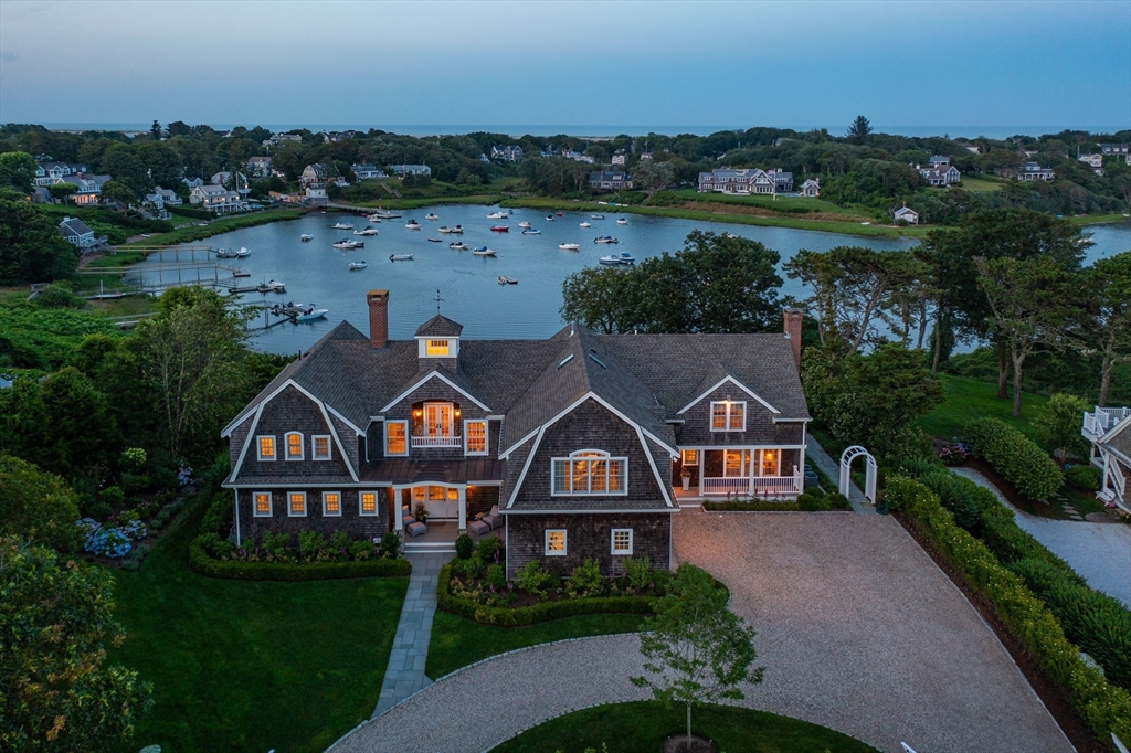 Chatham, Massachusetts 02633, United States, 5 Bedrooms Bedrooms, ,7 BathroomsBathrooms,Residential,Active,198014