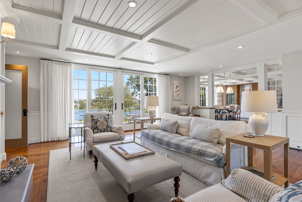 Chatham, Massachusetts 02633, United States, 5 Bedrooms Bedrooms, ,7 BathroomsBathrooms,Residential,Active,198014