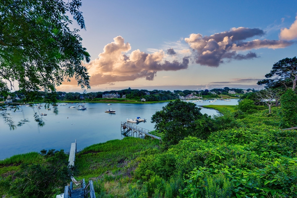 Chatham, Massachusetts 02633, United States, 5 Bedrooms Bedrooms, ,7 BathroomsBathrooms,Residential,Active,198014