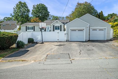 36 W Ayer St Methuen MA 01844